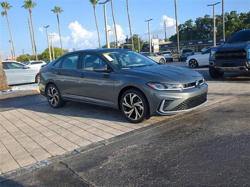 2025 Volkswagen Jetta 1.5T SEL