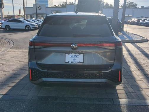 2025 Volkswagen Tiguan 2.0T SE R-Line Black