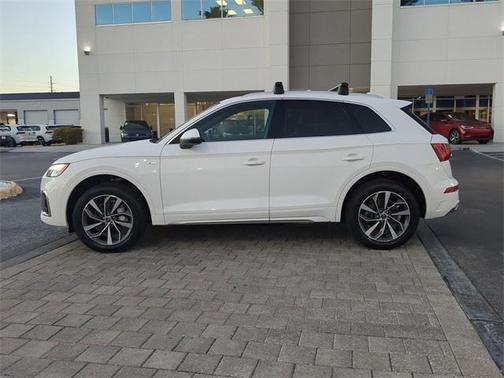 2024 Audi Q5 45 S line Premium Plus