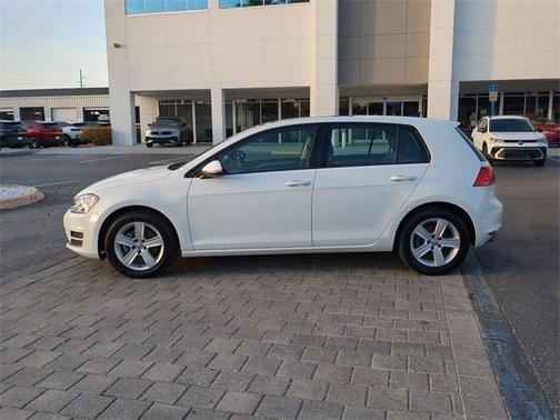 2017 Volkswagen Golf TSI Wolfsburg Edition 4-Door
