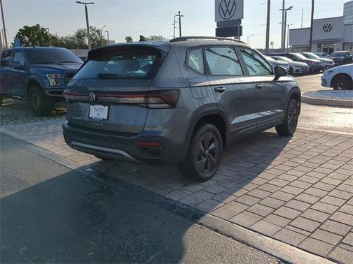 2025 Volkswagen Taos 1.5T S
