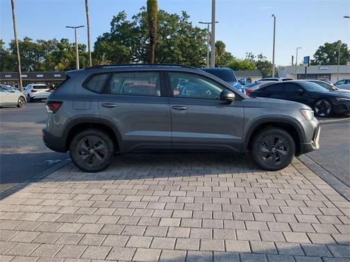 2025 Volkswagen Taos 1.5T S