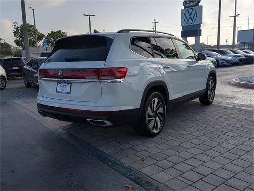 2024 Volkswagen Atlas 2.0T SE w/Technology