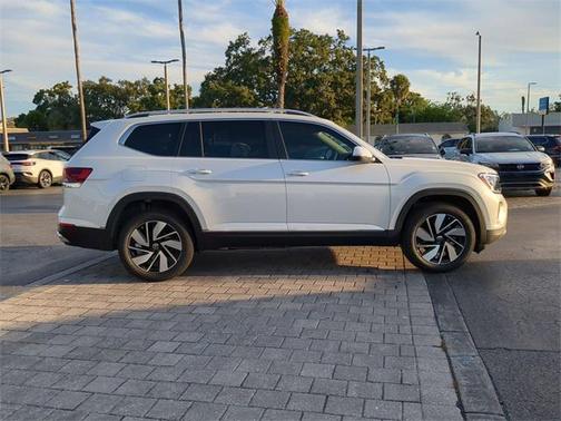 2026 Volkswagen Atlas 2.0T SEL
