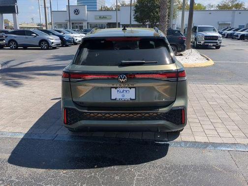 Avocado Green w/Deep Black Roof 2026 Volkswagen Tiguan 2.0T SE R-Line Black