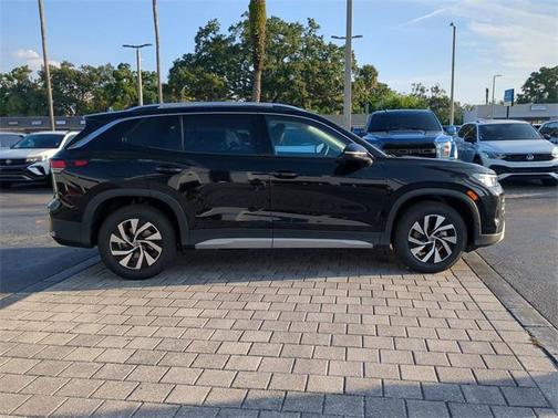 2025 Volkswagen Tiguan 2.0T S