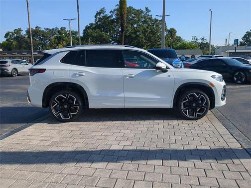 2025 Volkswagen Tiguan 2.0T SEL R-Line 4MOTION