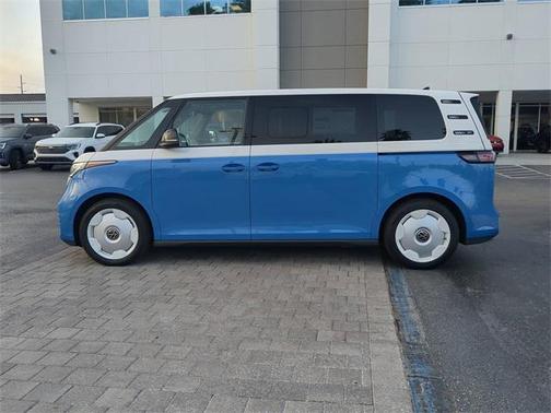 2025 Volkswagen ID. Buzz 1st Edition with 4MOTION