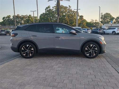 2021 Volkswagen ID.4 Pro