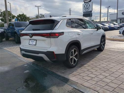2025 Volkswagen Tiguan 2.0T SE