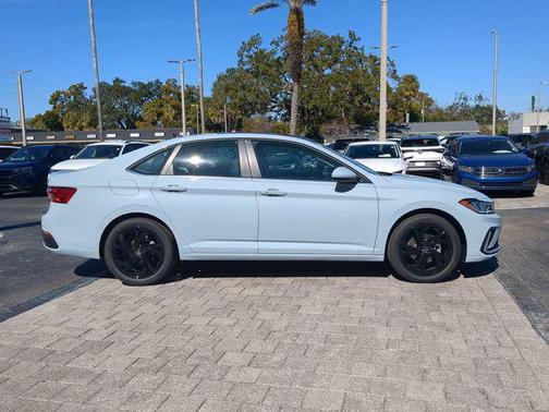 2026 Volkswagen Jetta 1.4T SE