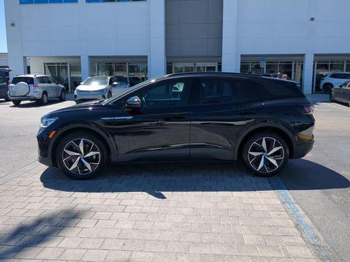Deep Black Pearl 2023 Volkswagen ID.4 Pro S