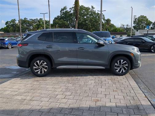 2025 Volkswagen Tiguan 2.0T S