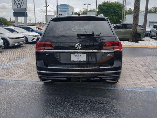 Deep Black Pearl 2019 Volkswagen Atlas 3.6L SEL