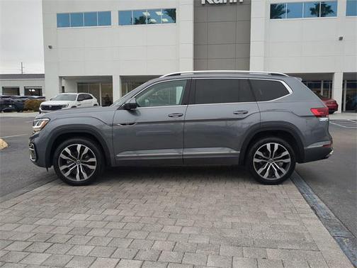 2023 Volkswagen Atlas 3.6L SEL Premium