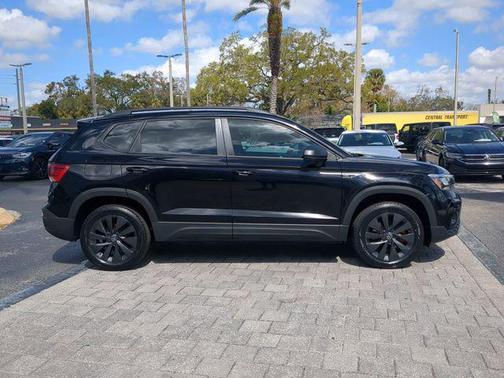 2024 Volkswagen Taos 1.5T S