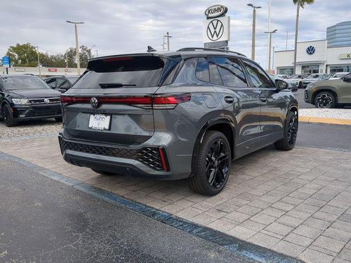 platinum gray metallic 2026 Volkswagen Tiguan 2.0T SE R-Line Black