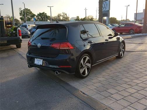 2018 Volkswagen Golf GTI 2.0T S 4-Door