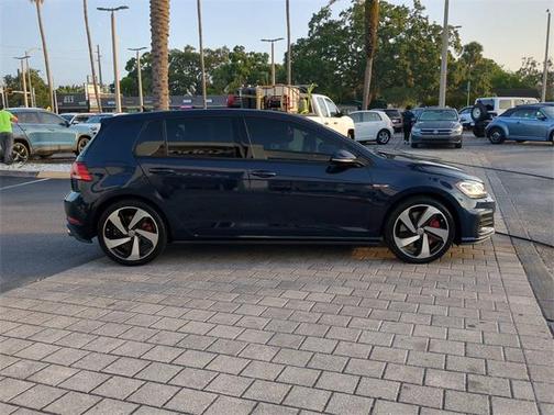 2018 Volkswagen Golf GTI 2.0T S 4-Door