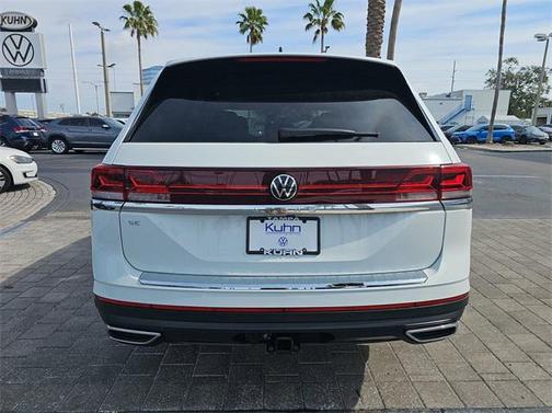 2025 Volkswagen Atlas 2.0T SE w/Technology