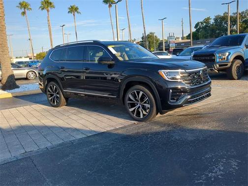2026 Volkswagen Atlas 2.0T SEL Premium R-Line 4MOTION