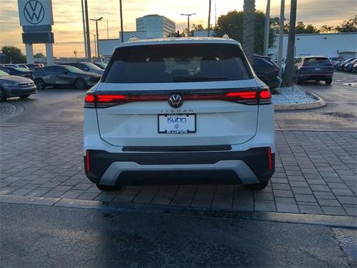 2025 Volkswagen Tiguan 2.0T S