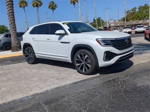 2025 Volkswagen Atlas Cross Sport 2.0T SEL Premium