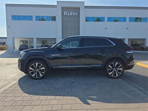 2024 Volkswagen Atlas Cross Sport 2.0T SEL Premium
