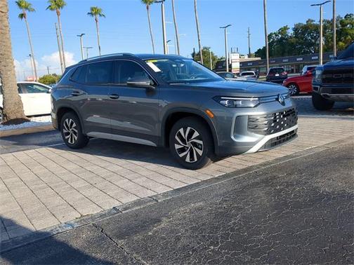 2025 Volkswagen Tiguan 2.0T S
