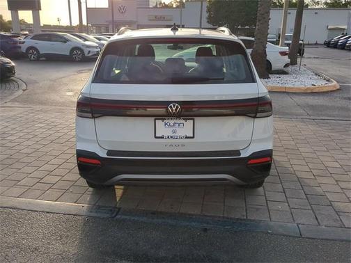 2025 Volkswagen Taos 1.5T S