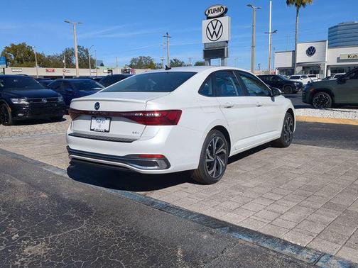 Opal White Pearl 2026 Volkswagen Jetta 1.4T SEL