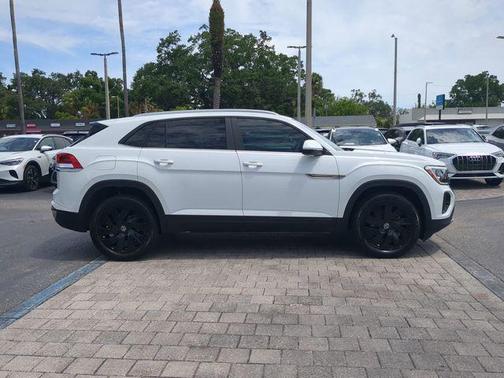 Pure White 2024 Volkswagen Atlas Cross Sport 2.0T SE w/Technology