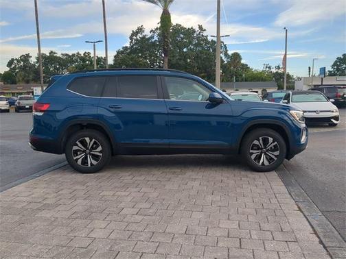 2026 Volkswagen Atlas 2.0T SE