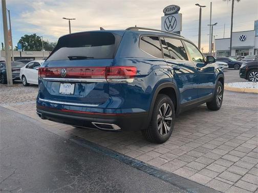 2026 Volkswagen Atlas 2.0T SE