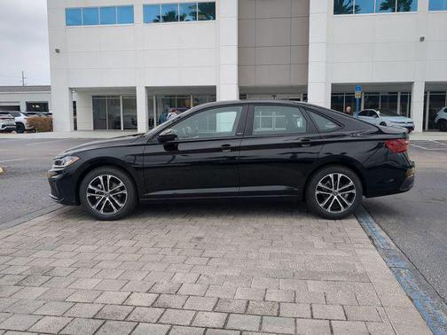 Deep Black Pearl 2026 Volkswagen Jetta 1.4T S