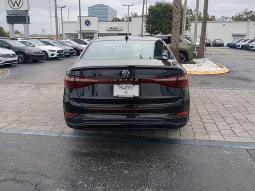 Deep Black Pearl 2026 Volkswagen Jetta 1.4T S