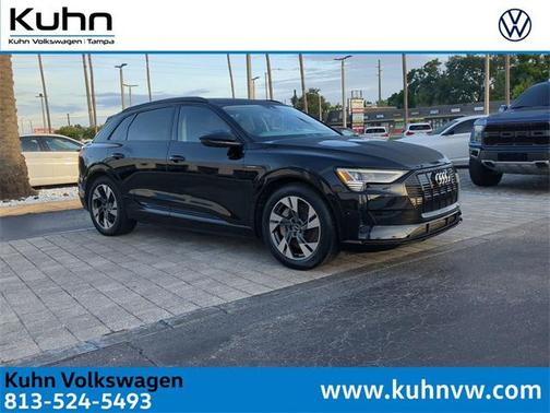 2021 Audi e-tron Premium
