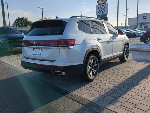 2026 Volkswagen Atlas 2.0T SE