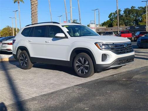 2026 Volkswagen Atlas 2.0T SE