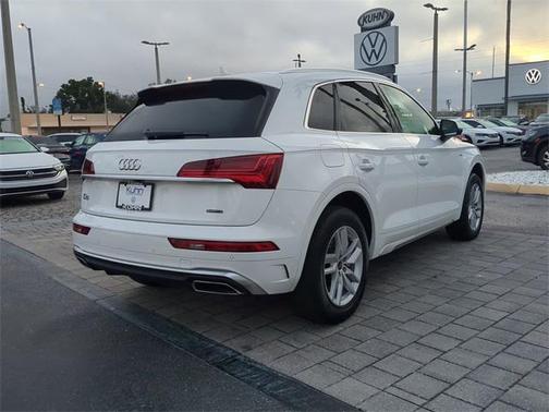 2023 Audi Q5 45 S line Premium