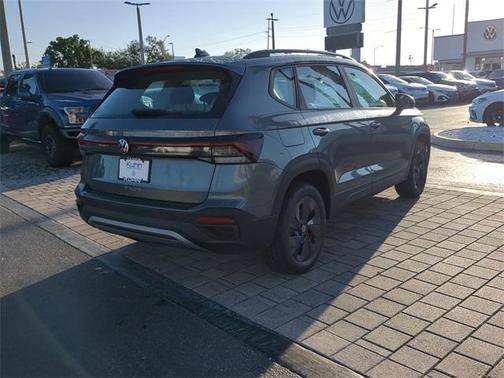2025 Volkswagen Taos 1.5T S