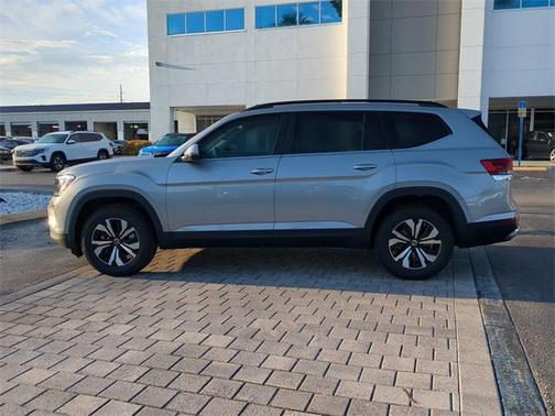 2026 Volkswagen Atlas 2.0T SE