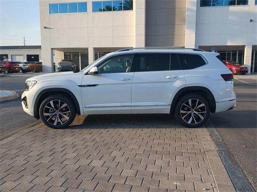 2025 Volkswagen Atlas 2.0T SEL Premium R-Line 4MOTION