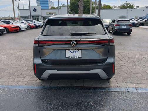 Avocado Green w/Deep Black Roof 2026 Volkswagen Tiguan 2.0T SE R-Line Black
