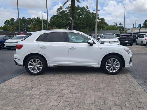 Arkona White 2024 Audi Q3 Premium 45 TFSI S line quattro Tiptronic