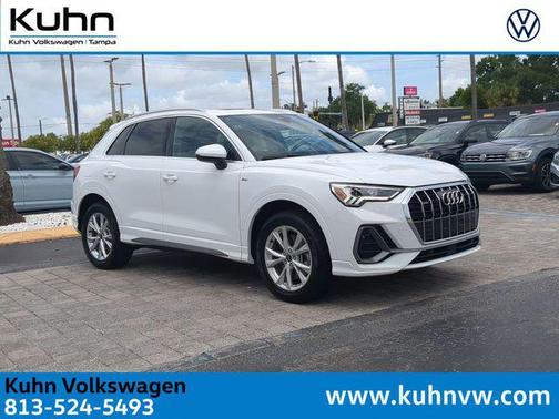 Arkona White 2024 Audi Q3 Premium 45 TFSI S line quattro Tiptronic