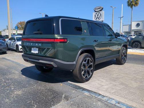 2025 Rivian R1S Adventure Dual Motor Large Pack