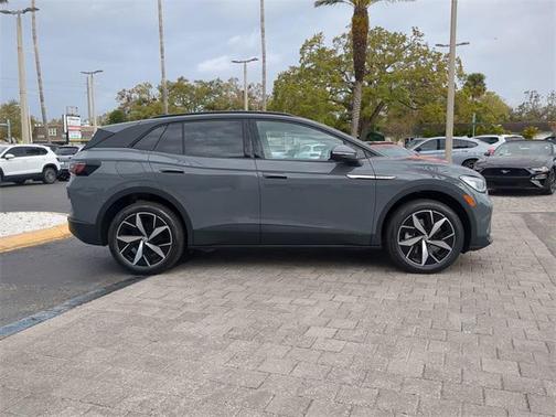 2025 Volkswagen ID.4 Pro S Plus