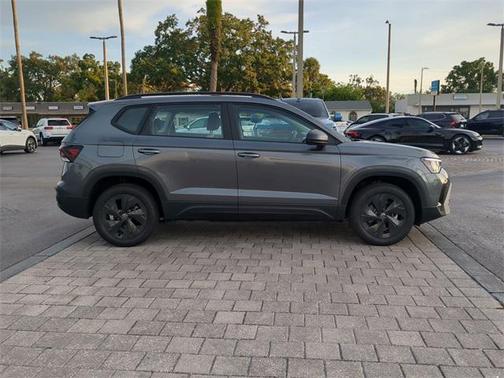 2025 Volkswagen Taos 1.5T S