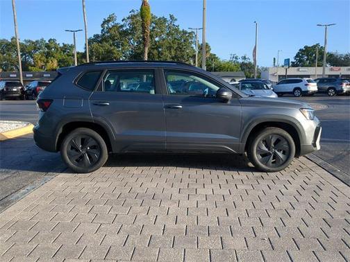 2025 Volkswagen Taos 1.5T S